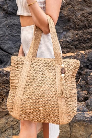 Izola Carry All Tassel Tote