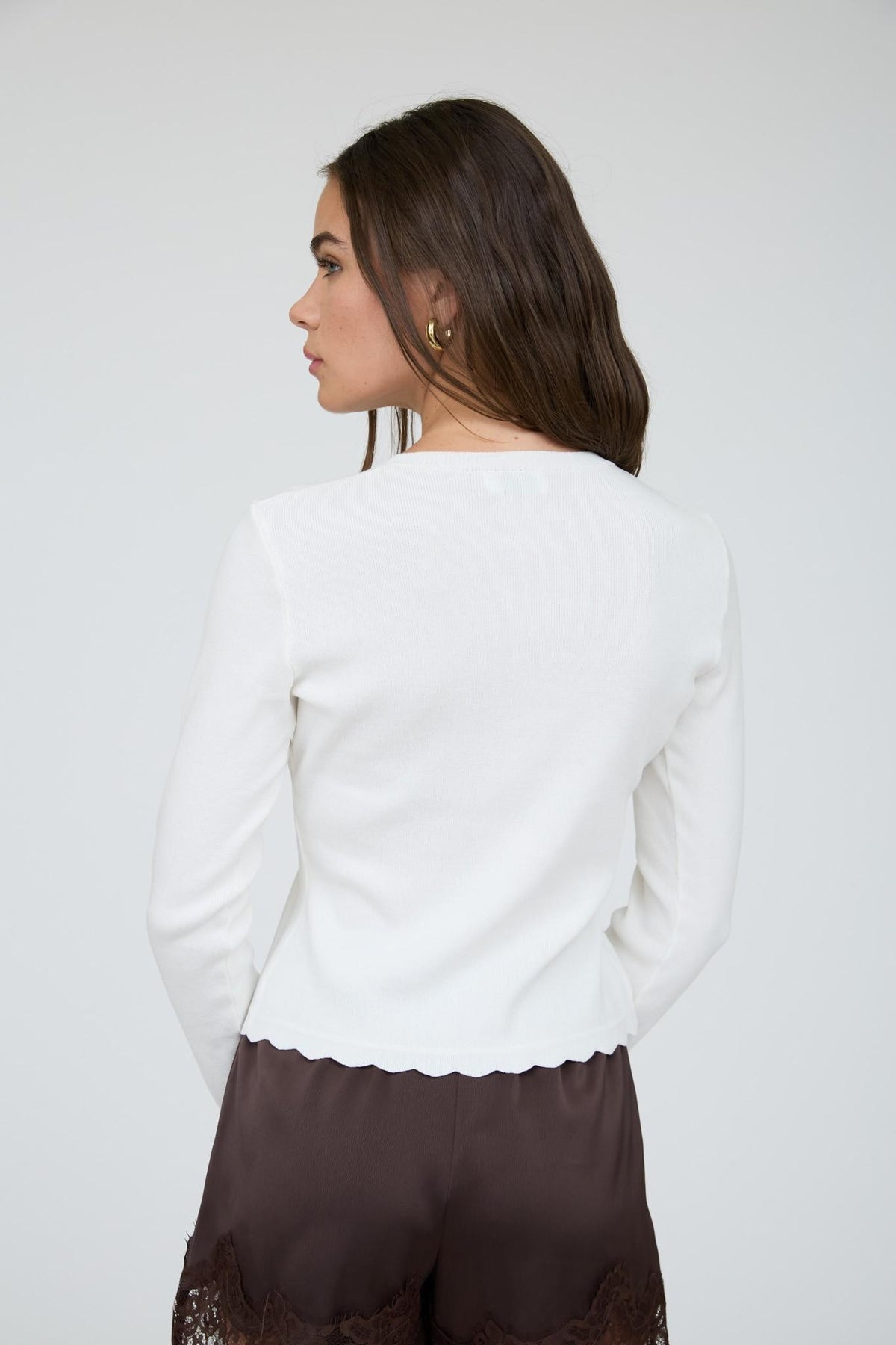 Scalloped Button Detail Long Sleeve Knit Cardigan