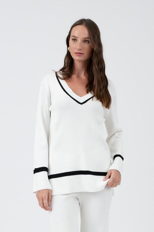 Contrast Trim V-Neck Pullover Sweater
