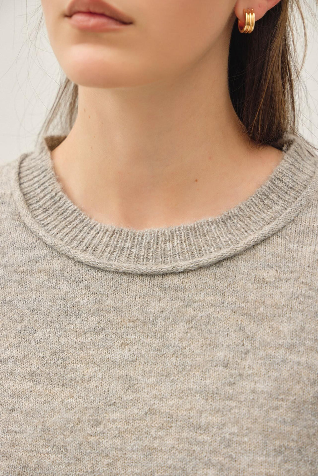 Crew Neck Pullover Exposed Seam Knit Sweater