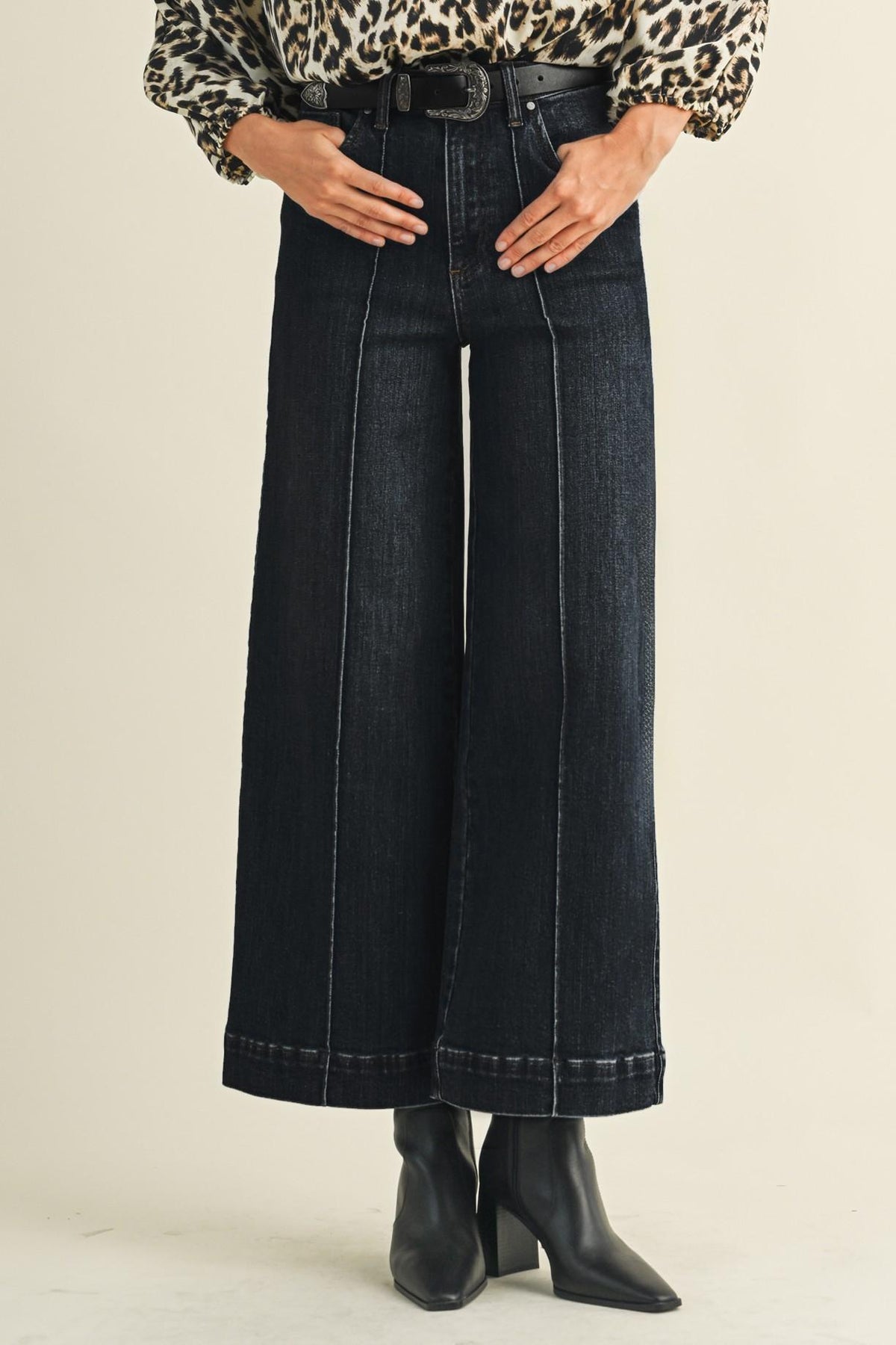 Stretch High-Rise Pin Tuck Detail Wide-Leg Jeans