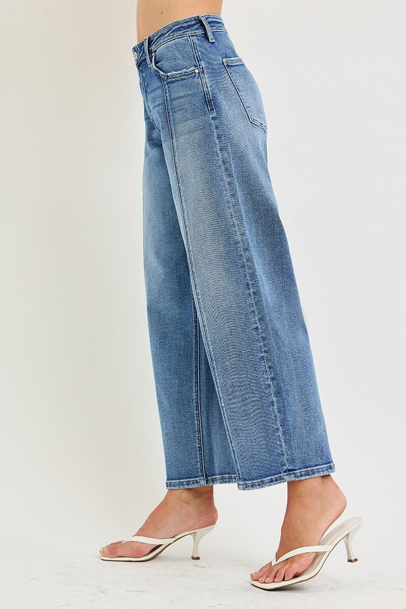 Plus Size Slouchy Cropped Barrel Jeans with Seamed Details